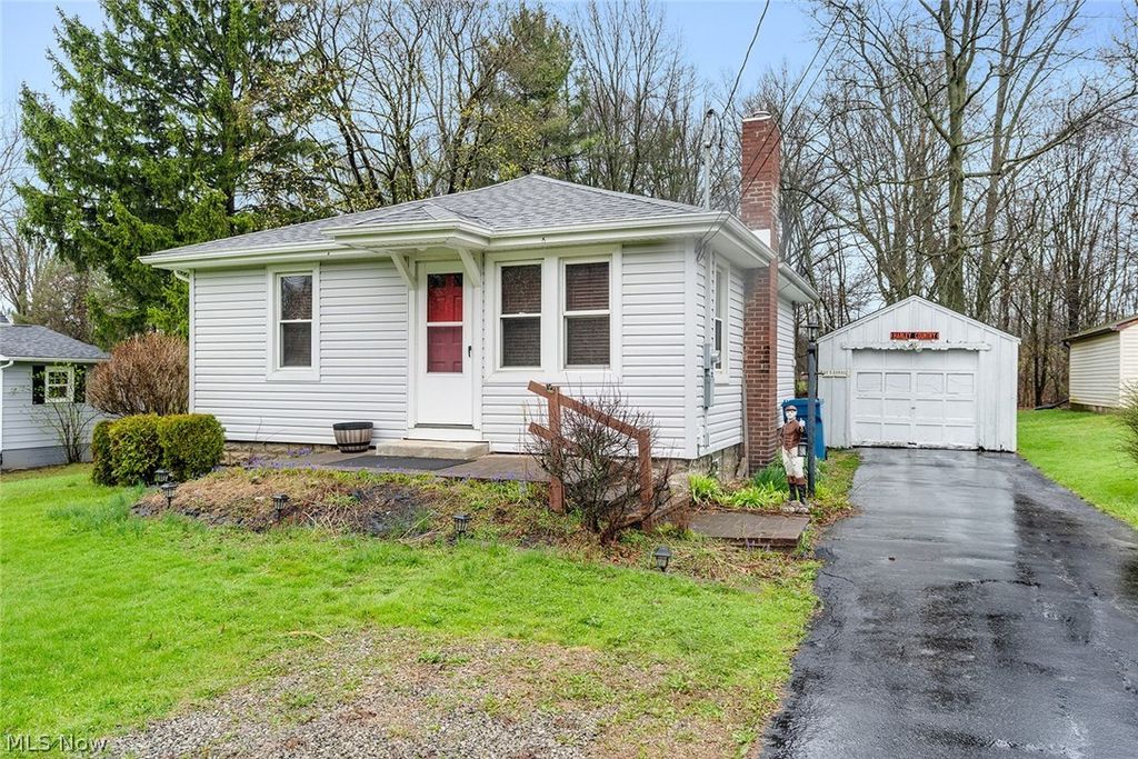 644 Goist Lane, Girard, OH 44420