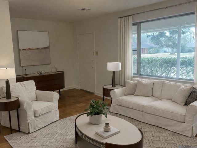 10255 S Riveroaks Dr, Baton Rouge, LA 70815