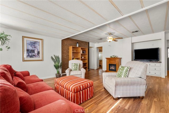 21207 Jimpson Way, Canyon Country, CA 91351