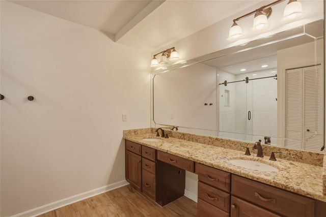 4203 HARTWOOD LANE, Tampa, FL 33618