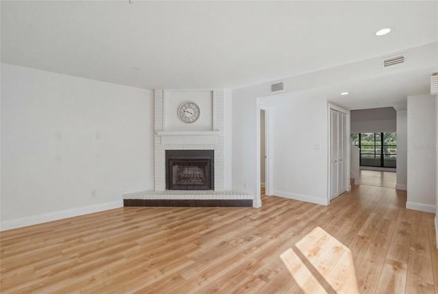 4203 HARTWOOD LANE, Tampa, FL 33618