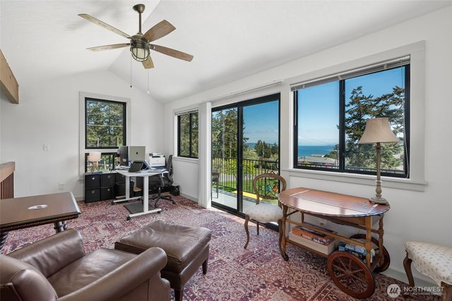 305 NW Coveland Street, Coupeville, WA 98239