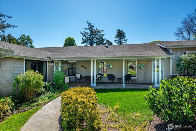 305 NW Coveland Street, Coupeville, WA 98239