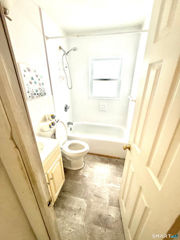 3 Charters Road, Ansonia, CT 06401