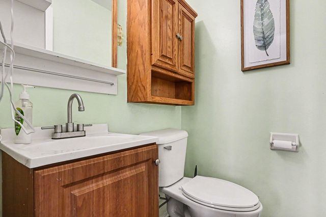 621 Simbury Street, Columbus, OH 43228