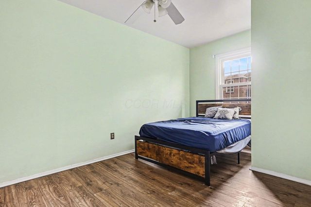 621 Simbury Street, Columbus, OH 43228