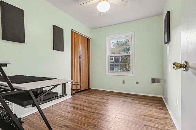 621 Simbury Street, Columbus, OH 43228