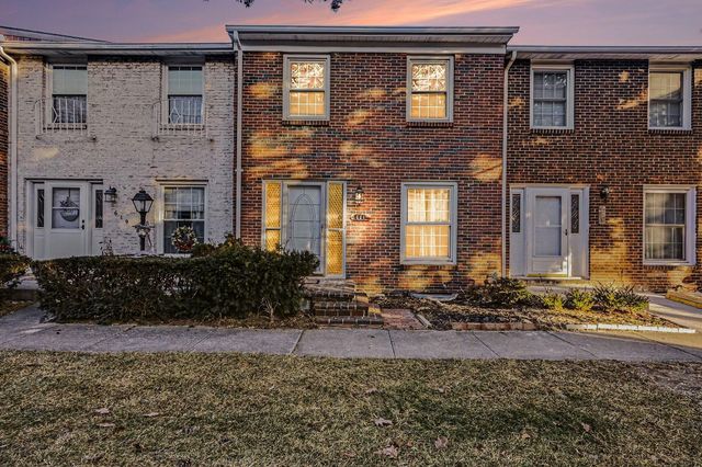 621 Simbury Street, Columbus, OH 43228