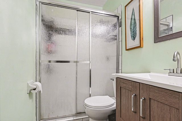 621 Simbury Street, Columbus, OH 43228