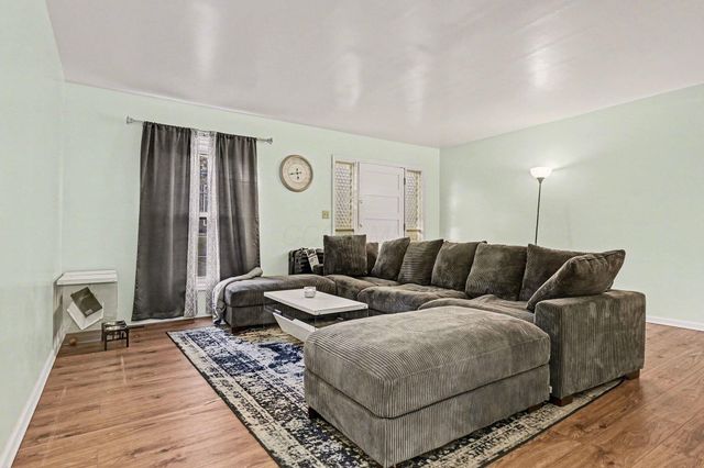 621 Simbury Street, Columbus, OH 43228