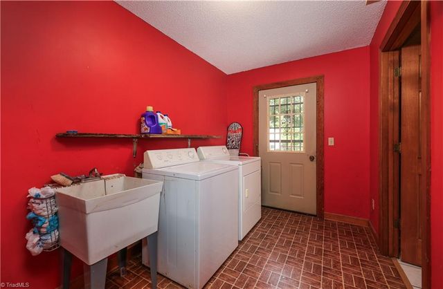 2717 NC Highway 49 S, Asheboro, NC 27205
