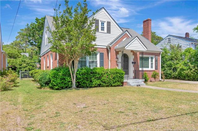 212 W 18th Street, Lumberton, NC 28358