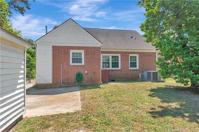 212 W 18th Street, Lumberton, NC 28358