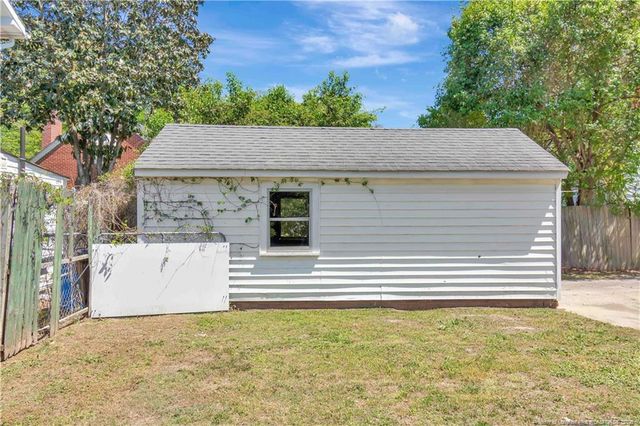 212 W 18th Street, Lumberton, NC 28358