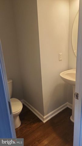 11612 LEESBOROUGH CIR, Silver Spring, MD 20902