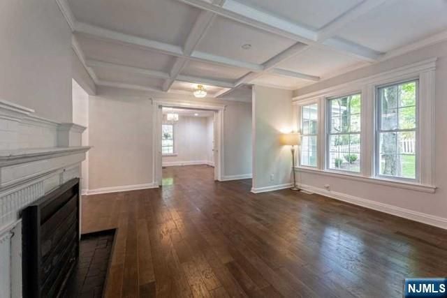 92 Highwood Avenue, Tenafly, NJ 07670