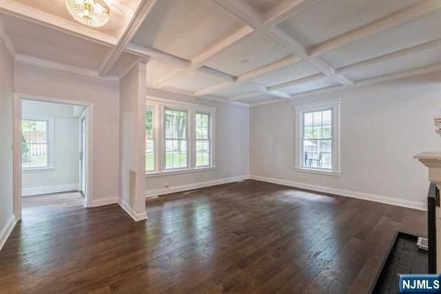 92 Highwood Avenue, Tenafly, NJ 07670