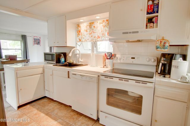 117 Beach Boulevard, Forked River, NJ 08731