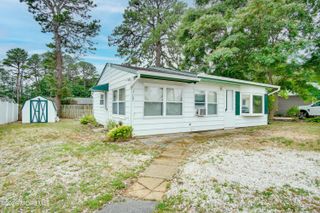 117 Beach Boulevard, Forked River, NJ 08731
