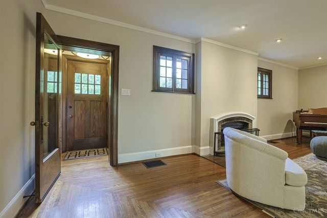 148 Burns Avenue, Wyoming, OH 45215