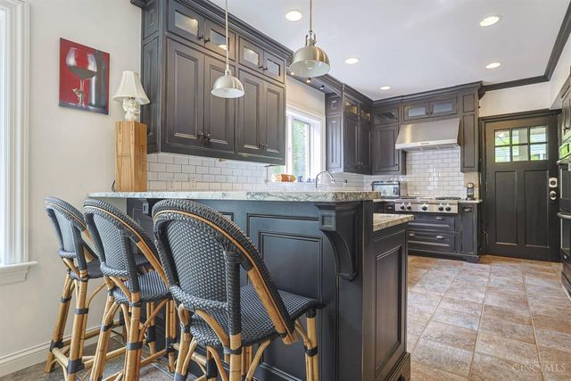 148 Burns Avenue, Wyoming, OH 45215
