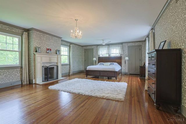 148 Burns Avenue, Wyoming, OH 45215