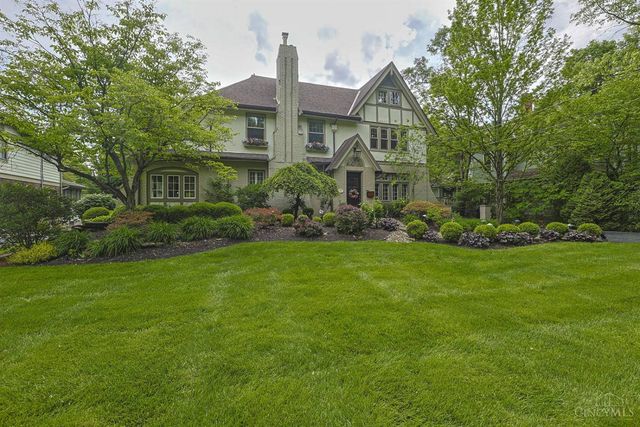 148 Burns Avenue, Wyoming, OH 45215