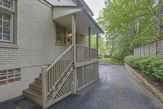 148 Burns Avenue, Wyoming, OH 45215