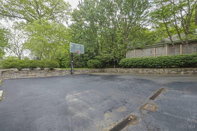 148 Burns Avenue, Wyoming, OH 45215