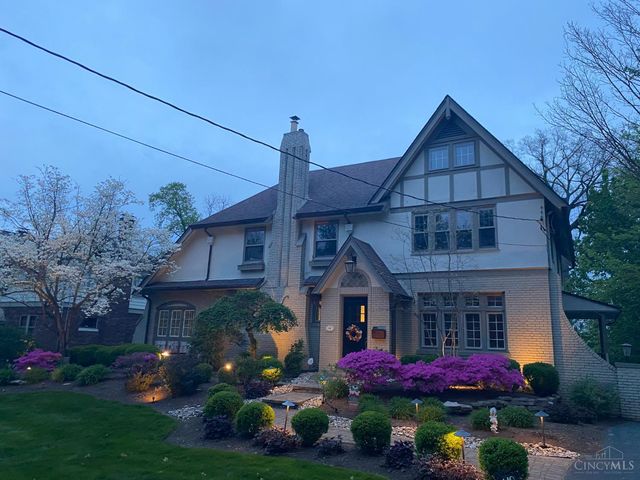 148 Burns Avenue, Wyoming, OH 45215