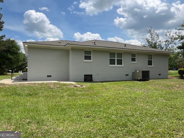 206 Country Club Road, Dublin, GA 31021