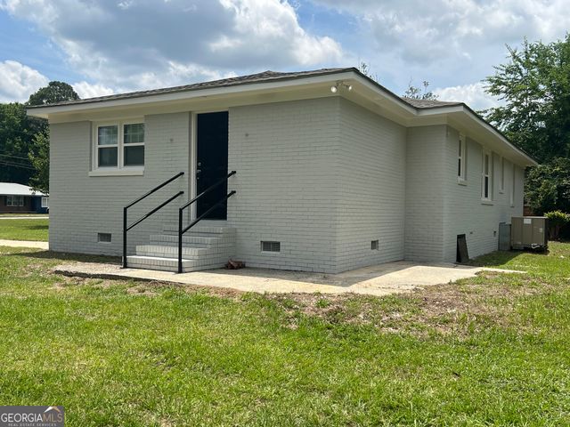 206 Country Club Road, Dublin, GA 31021