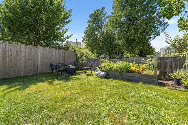 150 Trenton St 150, Melrose, MA 02176