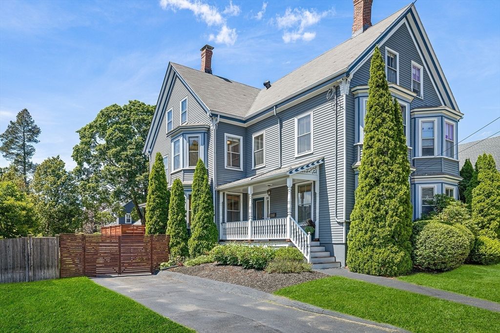 150 Trenton St 150, Melrose, MA 02176