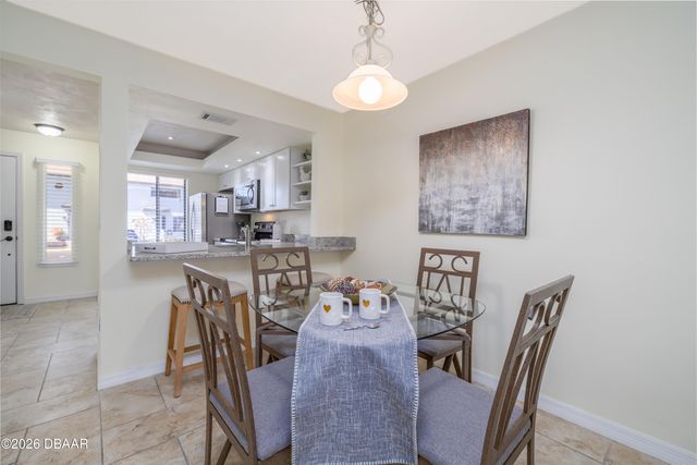 3333 S Ridgewood Ave Apt 27, Port Orange, FL 32129