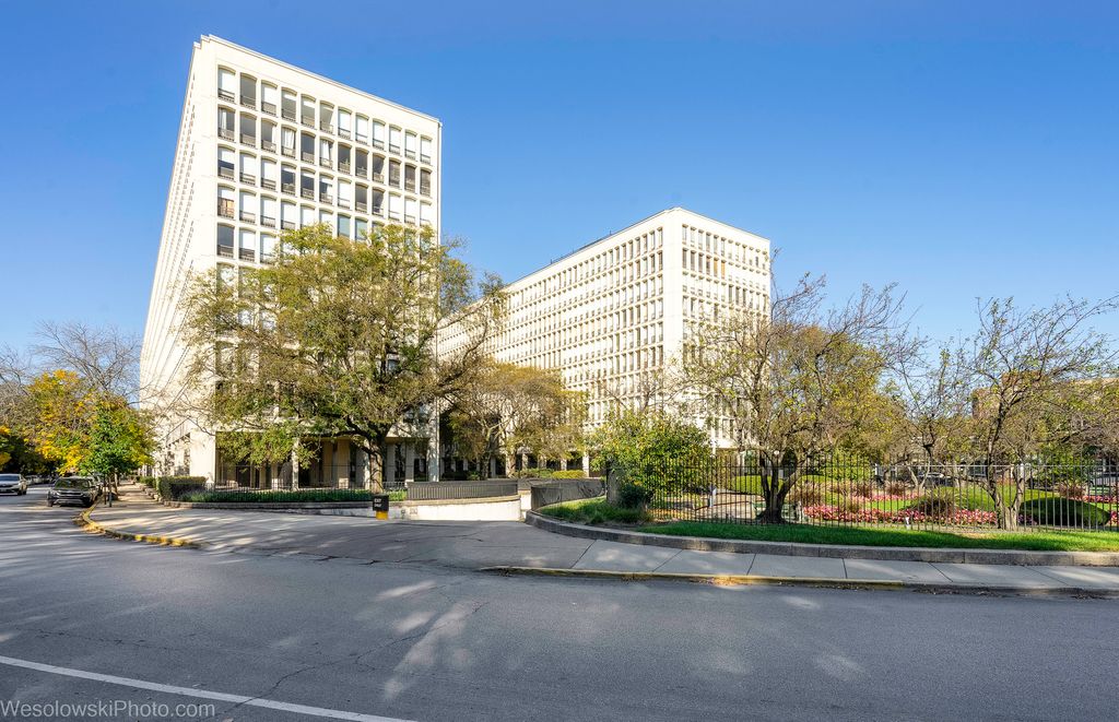 1400 E 55th Street 601S, Chicago, IL 60637 — exterior