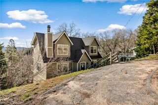 971 Nadelhorn Drive, Lake Arrowhead, CA 92352