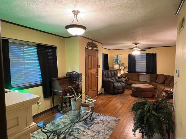 208 W K Avenue, North Little Rock, AR 72116