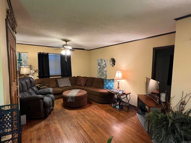 208 W K Avenue, North Little Rock, AR 72116