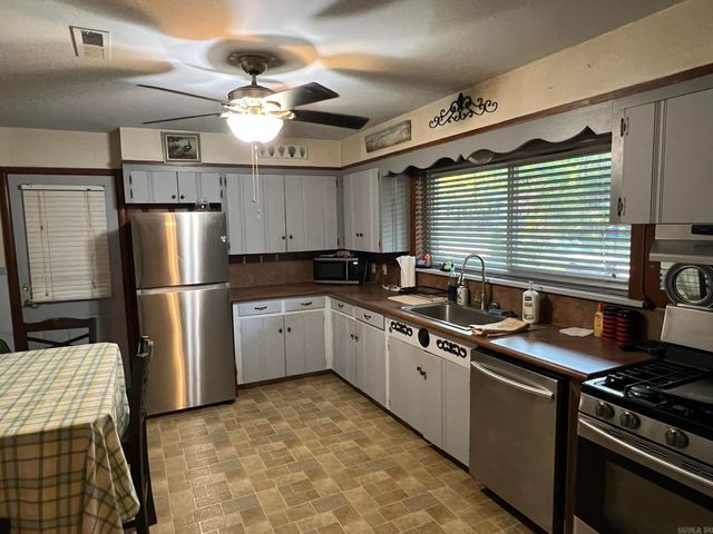 208 W K Avenue, North Little Rock, AR 72116