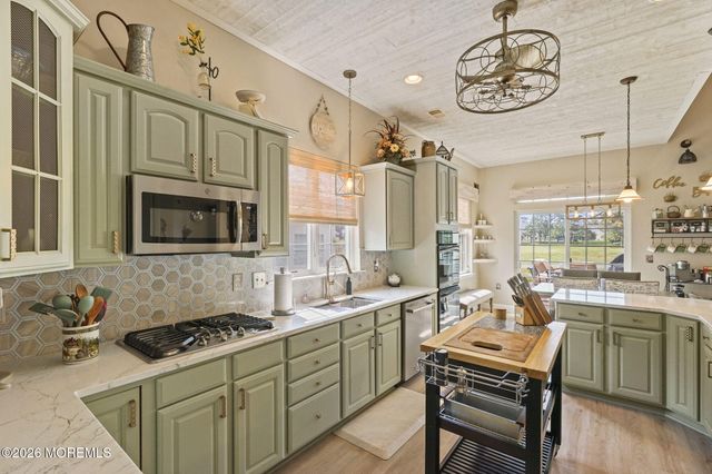 50 Pancoast Road, Waretown, NJ 08758