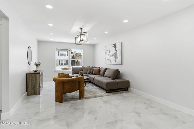 1353 Mermaid Avenue, Beachwood, NJ 08722