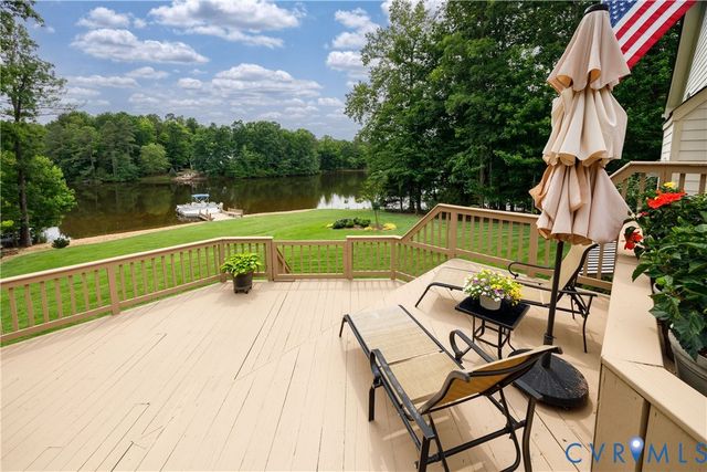8911 Whistling Swan Rd, Chesterfield, VA 23838