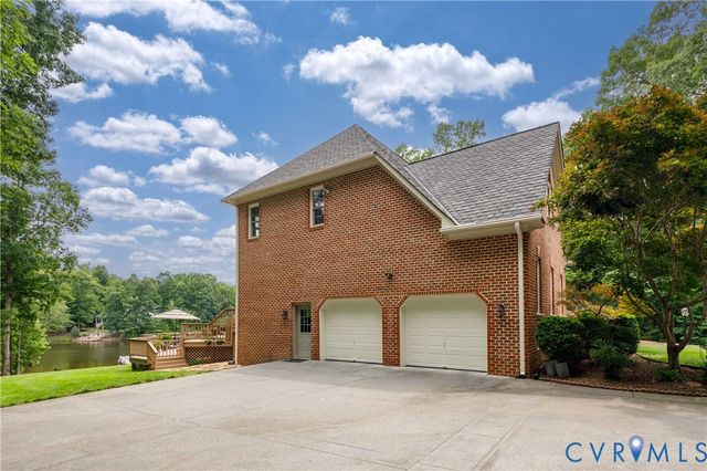8911 Whistling Swan Rd, Chesterfield, VA 23838