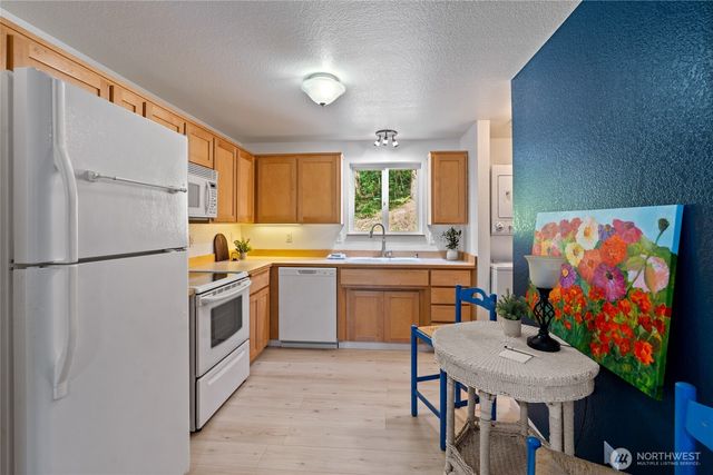 18544 Surcingle Court SE, Yelm, WA 98597
