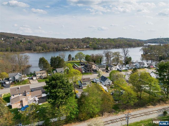 100 Pierson Miller Drive D53, Pompton Lakes, NJ 07442
