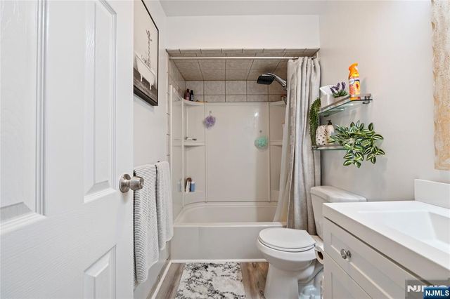 100 Pierson Miller Drive D53, Pompton Lakes, NJ 07442