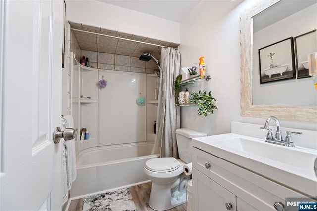 100 Pierson Miller Drive D53, Pompton Lakes, NJ 07442