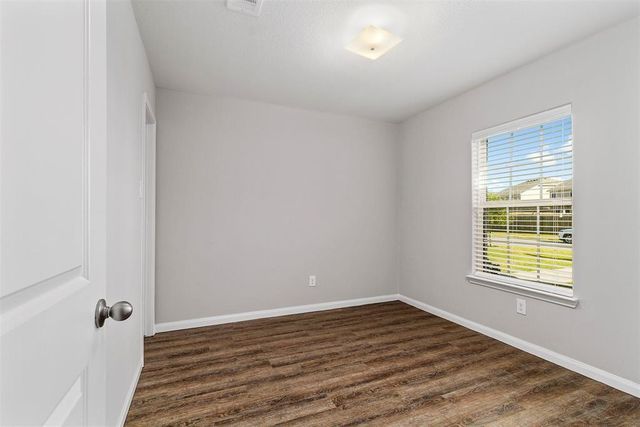 5807 Treasure Cove Road, Cove, TX 77523