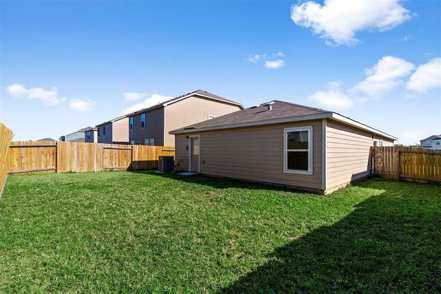 5807 Treasure Cove Road, Cove, TX 77523